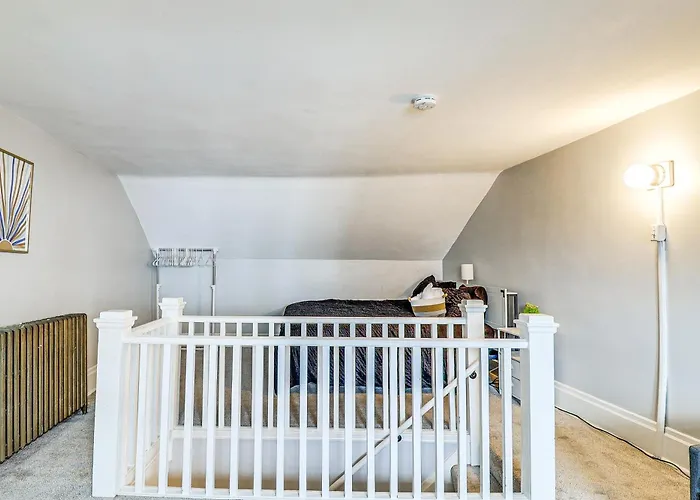 Ferienhaus Walkable Lawrenceville Townhome W/ Patio! *